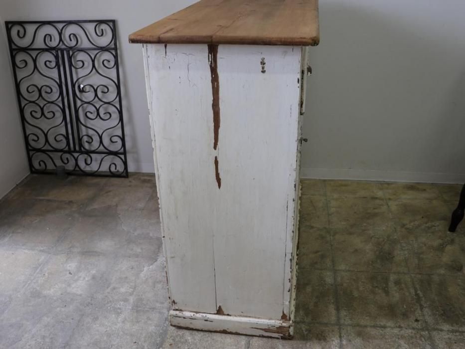 アンティーク風 サイドボード　欧風　 シャビー  ホワイトペイント ヴィンテージ アンティーク風 サイドボード 欧風 シャビー ホワイトペイント