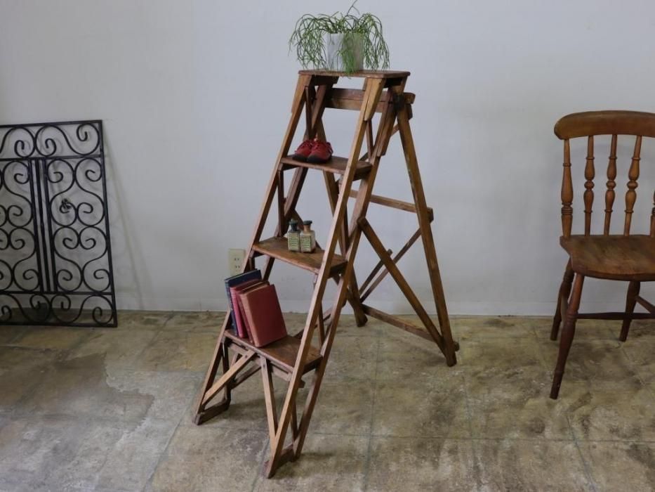 ステップラダー　アンティーク　飾り棚 アンティーク ライブラリーステップ フランス 螺旋階段 飾り棚 ラダー