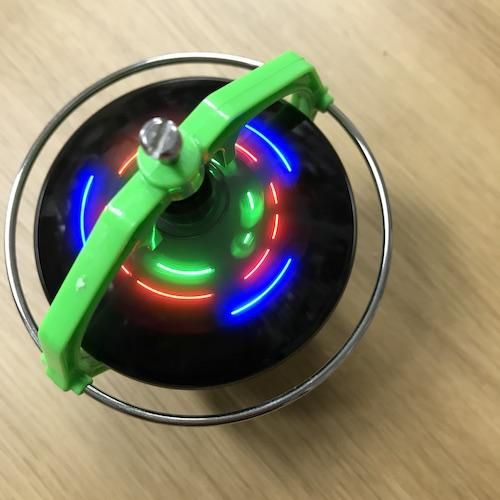 光る宇宙コマ Toique 光る宇宙コマ Toique