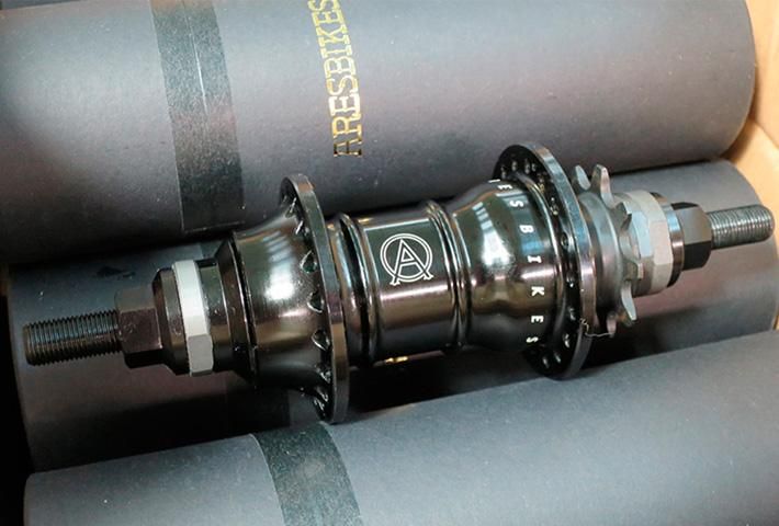 ARES BIKES / アーレスバイク BOO5 FREECOASTER HUB REAR