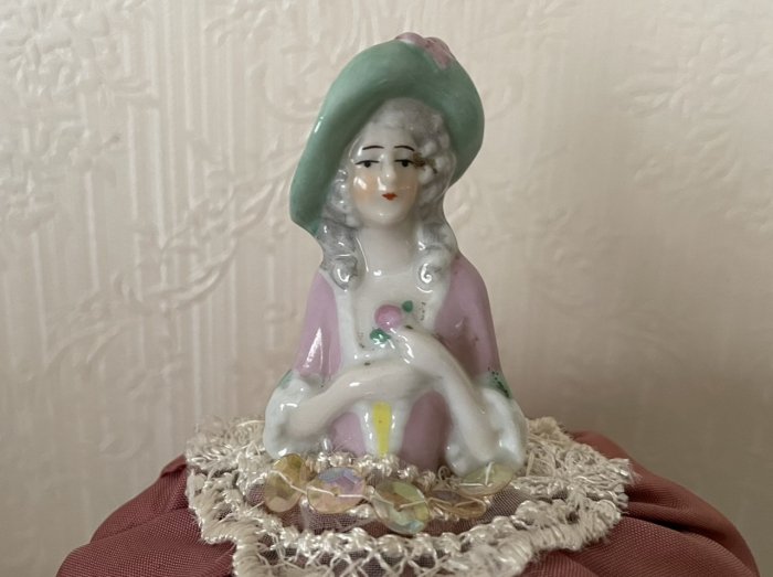ピンクッションドール レースドール ハーフドール 陶器人形 アンティーク