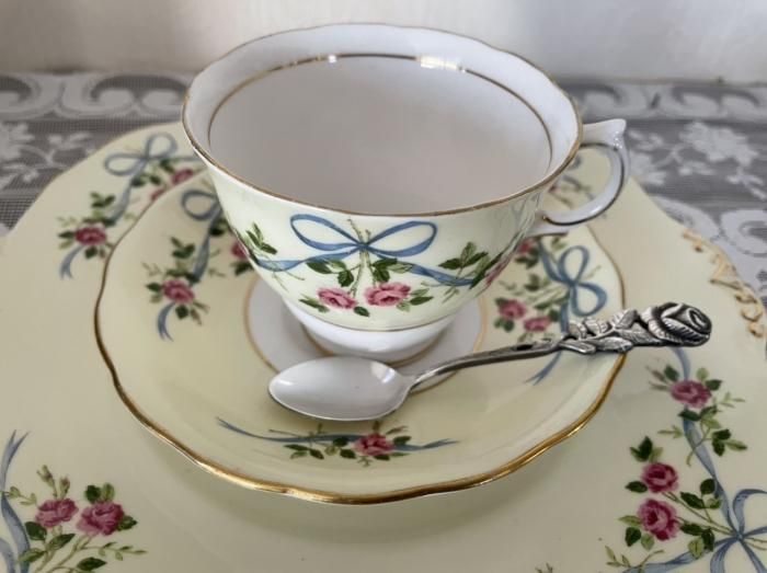 ヒルデスハイムの薔薇デザートスプーン、ティースプーンコー匕ースプーン ヒルデスハイム スプーン 6本セット - アンティークと薔薇雑貨のお店