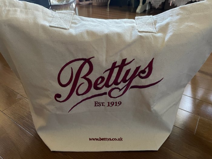 betty's tea room（べティーズティールーム） トートバッグ