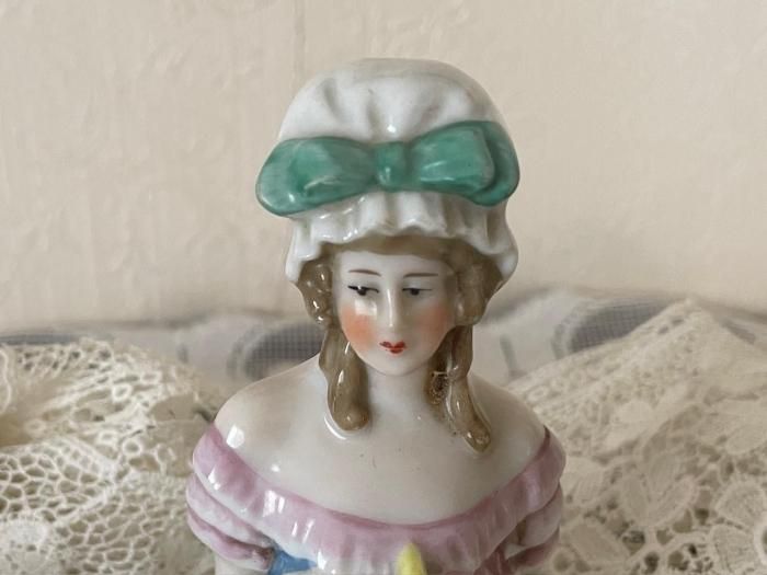 大きいレディのハーフドールB - アンティークと薔薇雑貨のお店