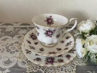 アンティークと薔薇雑貨のお店CountryHouseK