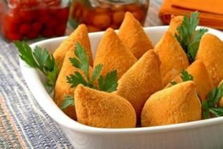 Coxinha ˥ M