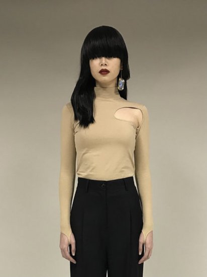 JOHN BLACK FITTED CUT-OUT TOP