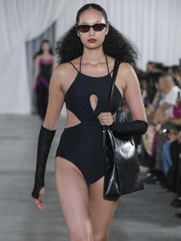 FETICO CUT-OUT TWISTED SWIMSUIT - VONDOT｜レディースセレクト