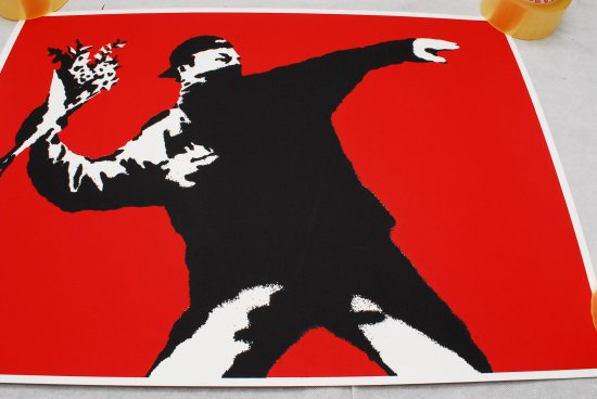 Banksy バンクシー LOVE IS IN THE AIR WCP リプロダクション シルクスクリーン プリント SCREEN PRINT  現代アート - アート通販店舗 NODE