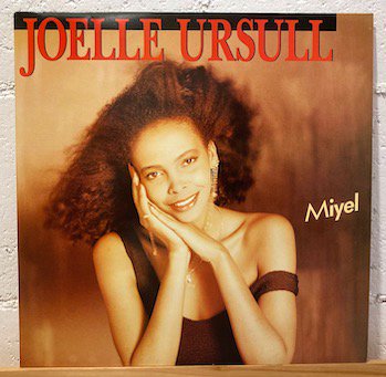 Joelle Ursull / Miyel