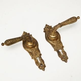 LEVER HANDLE (Antique)