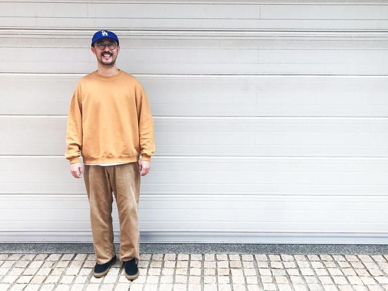 サンデイズベストスウェットCREW NECK SWEAT/SMOKY BROWN