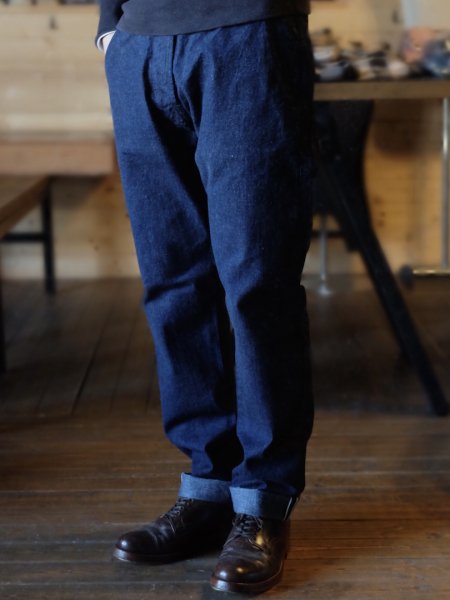 Workers（ワーカーズ）『Raw Denim Trousers』10.5 oz Right Hand Denimローデニムトラウザー