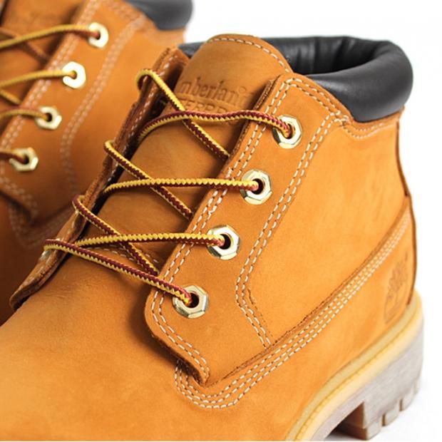 Timberland / Waterproof Chukka Boots - Wheat Nubuck with Chocolate 