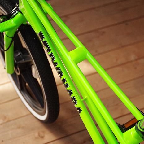 KUWAHARA / Exhibitionism NEON GREEN