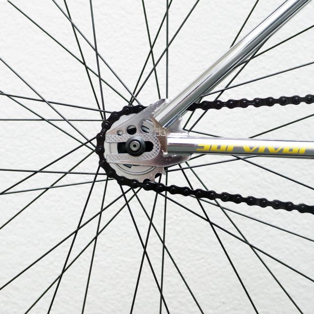 KUWAHARA / SURVIVOR 26 Candyrim