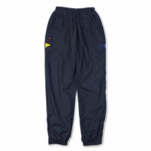 <img class='new_mark_img1' src='https://img.shop-pro.jp/img/new/icons14.gif' style='border:none;display:inline;margin:0px;padding:0px;width:auto;' />Hombre Nino × ellesse WIND UP PANTS