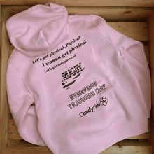 <img class='new_mark_img1' src='https://img.shop-pro.jp/img/new/icons2.gif' style='border:none;display:inline;margin:0px;padding:0px;width:auto;' />O3 RUGBY GAME wear & goods PINK PHYSICAL HOODIE -pile-