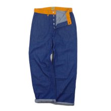 <img class='new_mark_img1' src='https://img.shop-pro.jp/img/new/icons14.gif' style='border:none;display:inline;margin:0px;padding:0px;width:auto;' />THE BLUEST OVERALLS “MILK pants