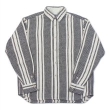 <img class='new_mark_img1' src='https://img.shop-pro.jp/img/new/icons9.gif' style='border:none;display:inline;margin:0px;padding:0px;width:auto;' />Hombre Nino MEXICAN STRIPE SHIRT