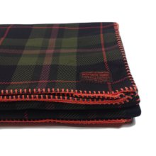 <img class='new_mark_img1' src='https://img.shop-pro.jp/img/new/icons14.gif' style='border:none;display:inline;margin:0px;padding:0px;width:auto;' />THE FABRIC CHECK FLEECE BLANKET -green-