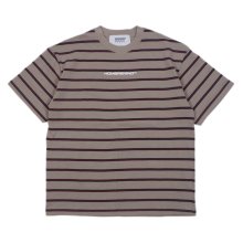<img class='new_mark_img1' src='https://img.shop-pro.jp/img/new/icons9.gif' style='border:none;display:inline;margin:0px;padding:0px;width:auto;' />Hombre Nino STRIPE S/S TEE -beige-