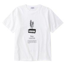 <img class='new_mark_img1' src='https://img.shop-pro.jp/img/new/icons9.gif' style='border:none;display:inline;margin:0px;padding:0px;width:auto;' />POET MEETS DUBWISE PLANTS IN THE ECHO T-Shirt