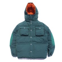 <img class='new_mark_img1' src='https://img.shop-pro.jp/img/new/icons9.gif' style='border:none;display:inline;margin:0px;padding:0px;width:auto;' />THE FABRIC MOUTAIN DOWN Parka -green-