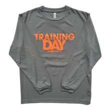 <img class='new_mark_img1' src='https://img.shop-pro.jp/img/new/icons9.gif' style='border:none;display:inline;margin:0px;padding:0px;width:auto;' />O3 RUGBY GAME wear & goods TRAINING DAY dry L/S TEE -gray/neon orange-