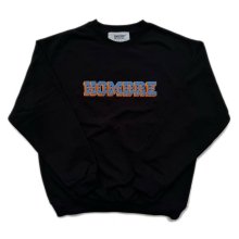<img class='new_mark_img1' src='https://img.shop-pro.jp/img/new/icons9.gif' style='border:none;display:inline;margin:0px;padding:0px;width:auto;' />Hombre Nino 3D LOGO CREW NECK