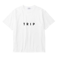 <img class='new_mark_img1' src='https://img.shop-pro.jp/img/new/icons5.gif' style='border:none;display:inline;margin:0px;padding:0px;width:auto;' />POET MEETS DUBWISE TRIP T-SHIRT -white-
