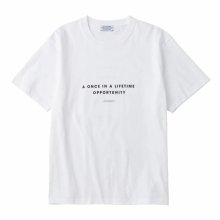 <img class='new_mark_img1' src='https://img.shop-pro.jp/img/new/icons9.gif' style='border:none;display:inline;margin:0px;padding:0px;width:auto;' />POET MEETS DUBWISE LIFETIME T-Shirt -white-
