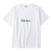 <img class='new_mark_img1' src='https://img.shop-pro.jp/img/new/icons9.gif' style='border:none;display:inline;margin:0px;padding:0px;width:auto;' />POET MEETS DUBWISE SILENCE T-Shirt -white-