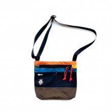 <img class='new_mark_img1' src='https://img.shop-pro.jp/img/new/icons9.gif' style='border:none;display:inline;margin:0px;padding:0px;width:auto;' />RIDE BAG SACOSHE -brown/orange-