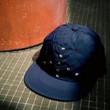 <img class='new_mark_img1' src='https://img.shop-pro.jp/img/new/icons15.gif' style='border:none;display:inline;margin:0px;padding:0px;width:auto;' />GARBAGE SOFT BRIM 6 PANEL CAP (BIG PEACE) -navy-
