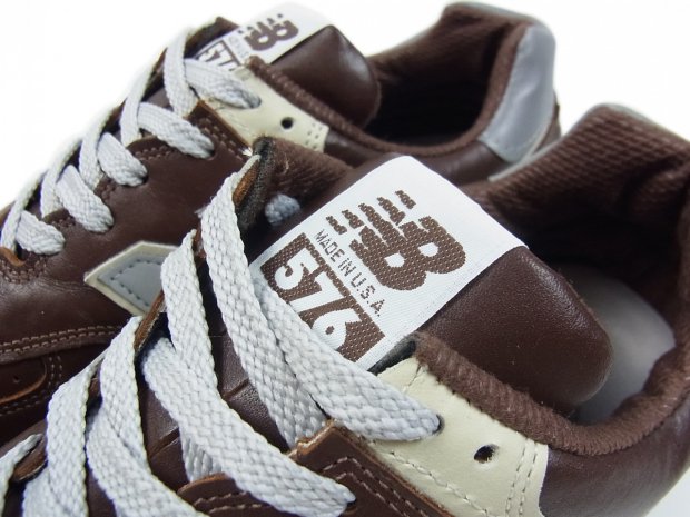 New Balance M576 -chocolate brown- Candyrim