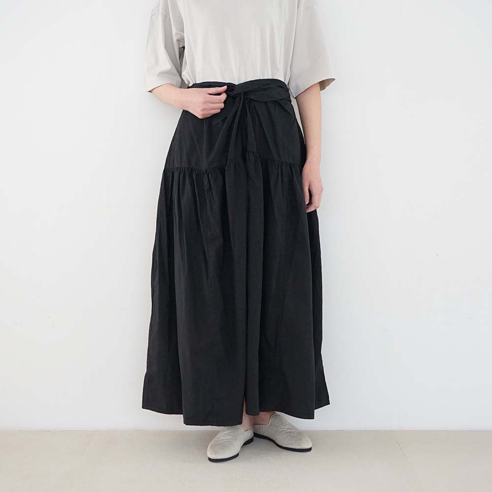 Suvin cotton broadcloth wrapped gather skirt<br>Black<br>