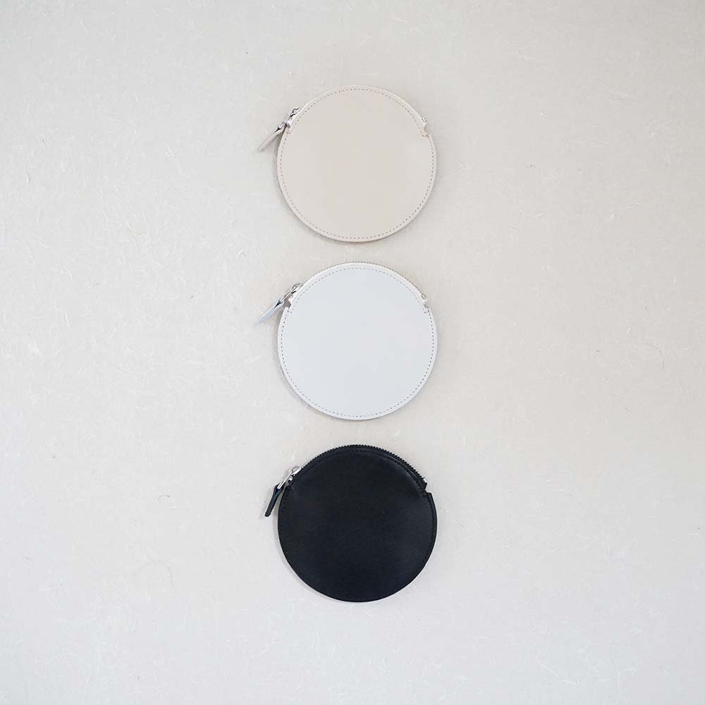 Light leather circle case<br>Light beige.Light gray.Black<br>
