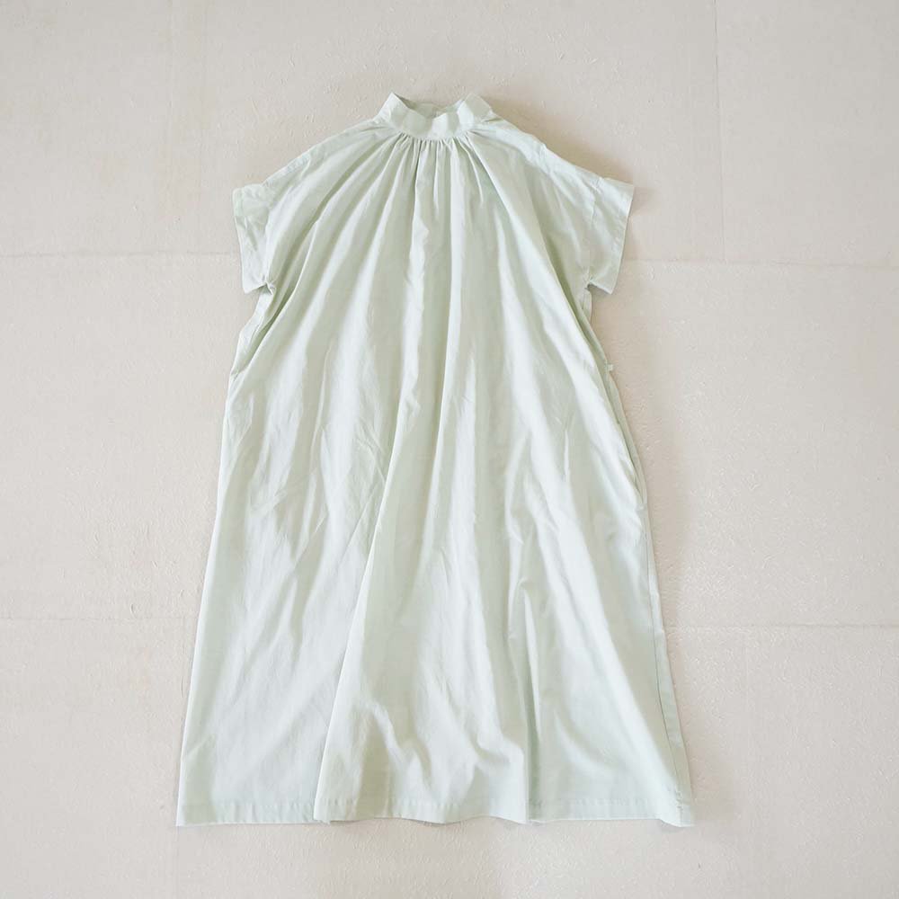 żη half sleeve back open dress<br>light green<br>