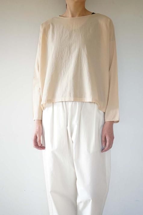 yoli simple blouse シンプルブラウス　ベージュ yoli Simple blouse ベージュ