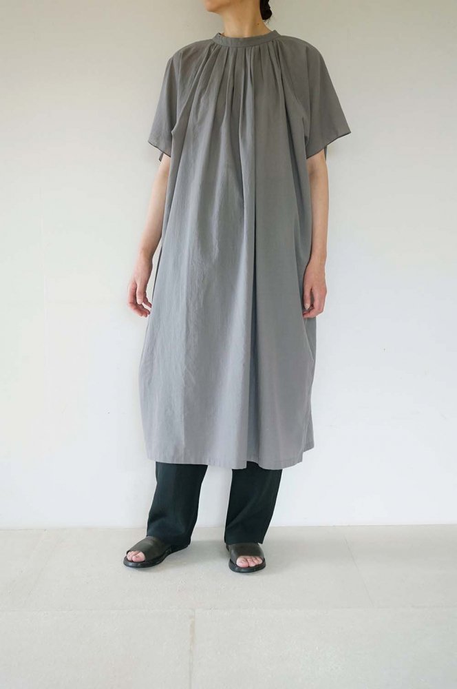 cotton lawn one-piece<br>gray<br>