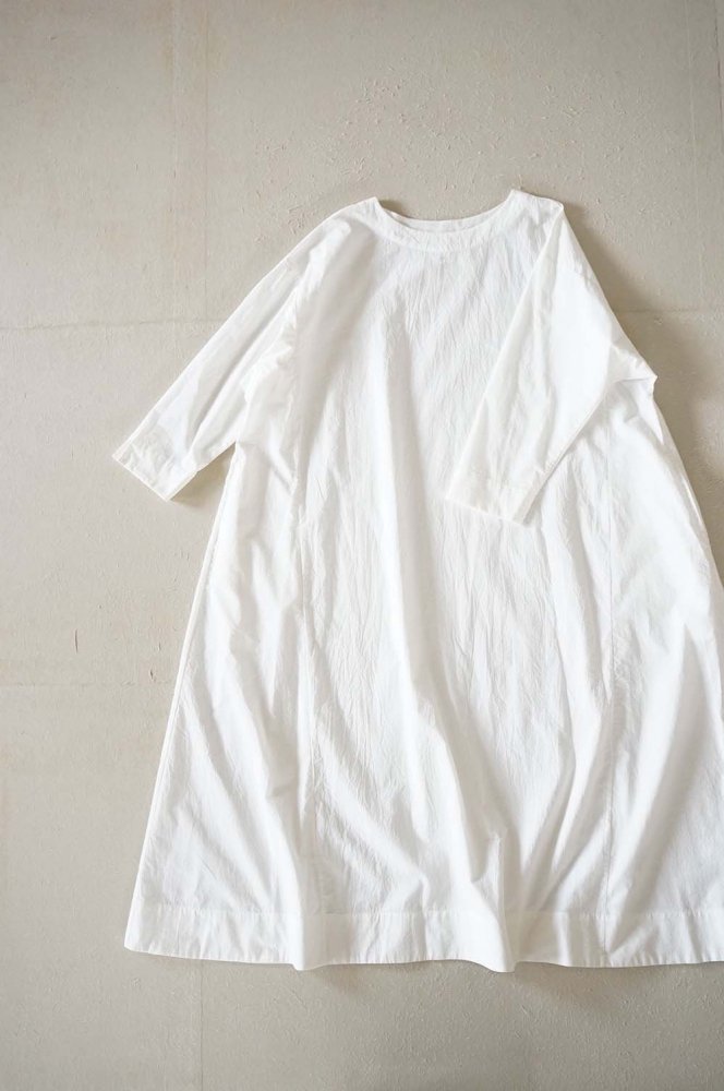 Boat neck onepiece<br>White<br>