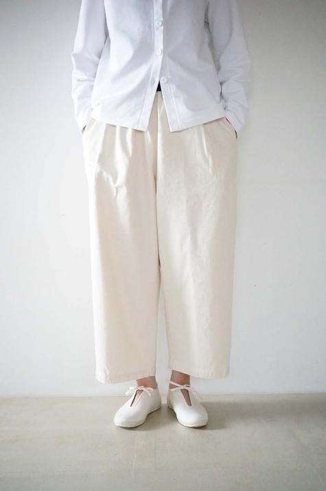 homspun(ホームスパン) / 10オンスデニムギャザーパンツ キナリ homspun(ホームスパン) / 10オンスデニムギャザーパンツ- dieci