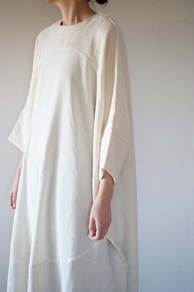 Old linen wool twill circle-patterned dress<br>White<br>