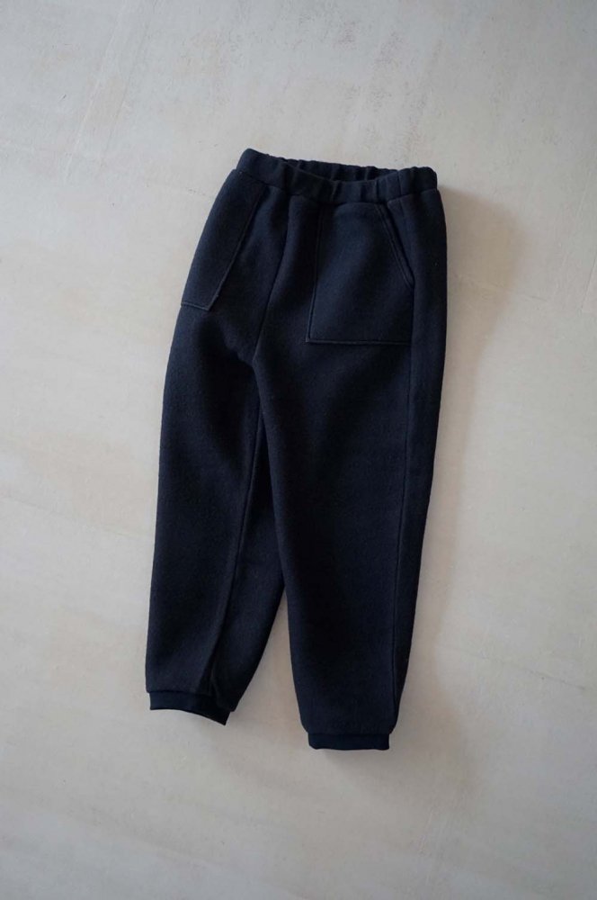 TRAVAILLE EASY PANTS<br>BLACK<br>