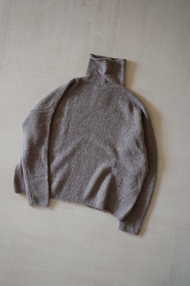 alpaca lily turtleneck<br>mocha<br>