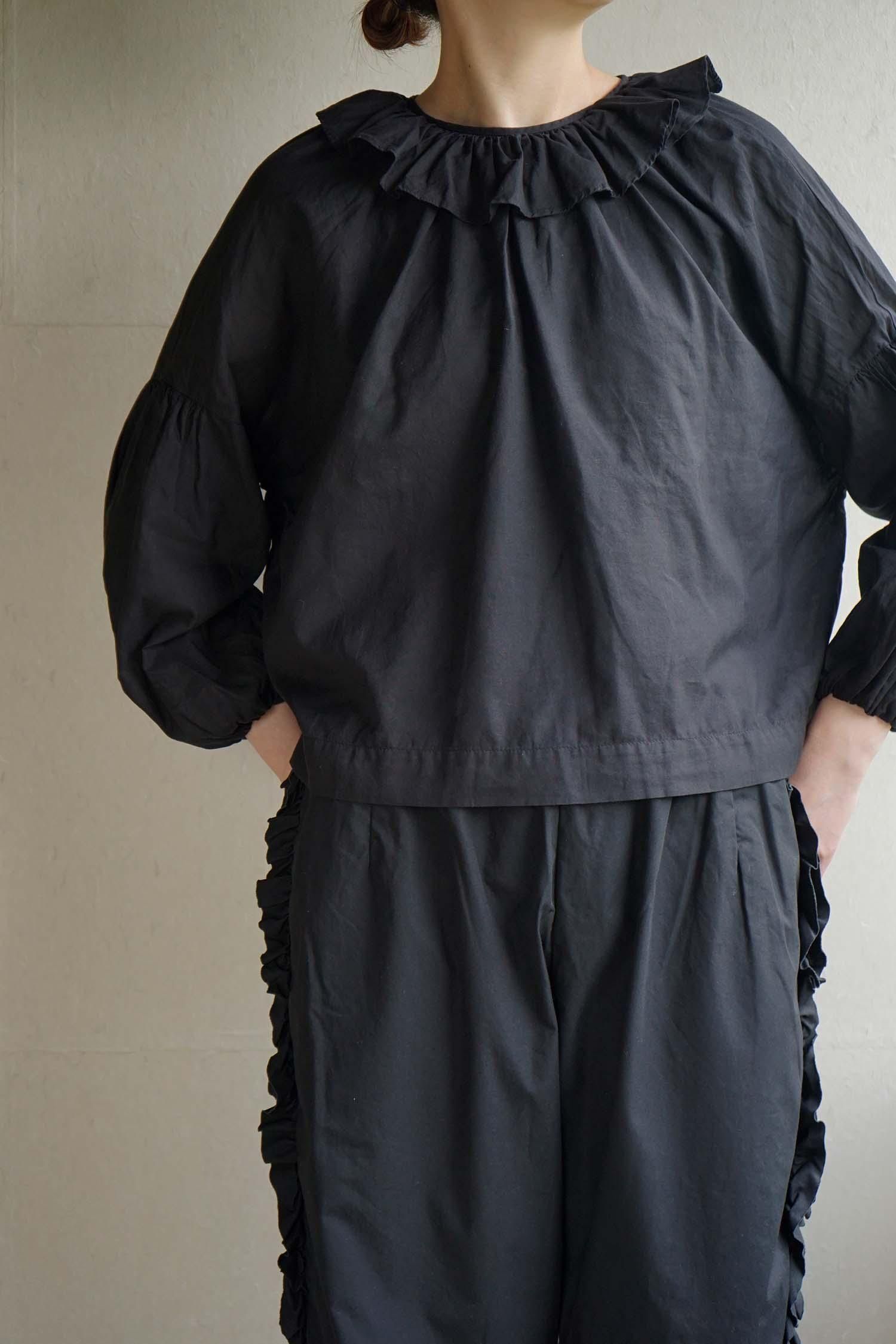 ANTIQUE PIERROT COLLAR BLOUSE<br>NOIR<br>