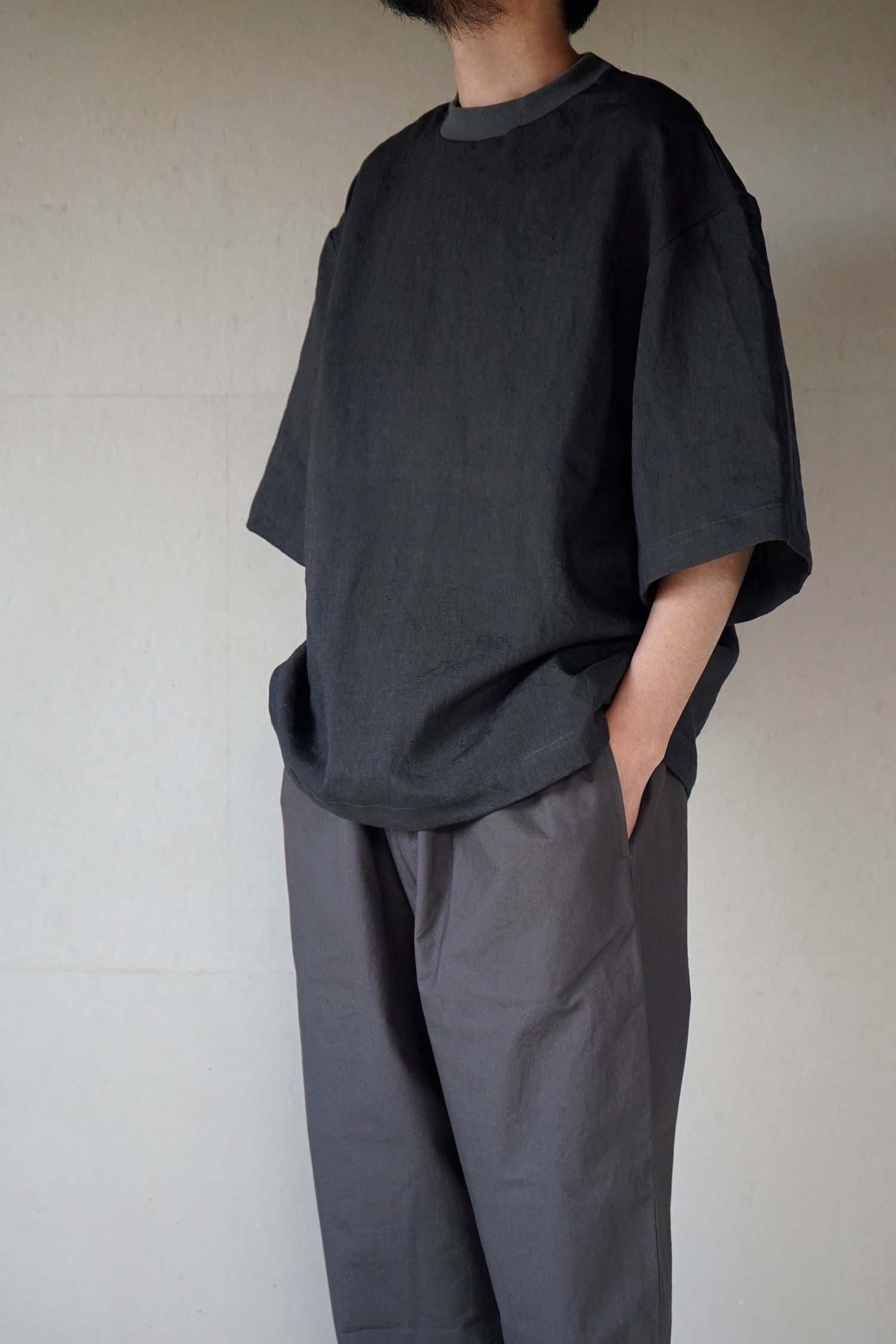 Three quarter sleeve T-shirts<br>Charcoal<br>