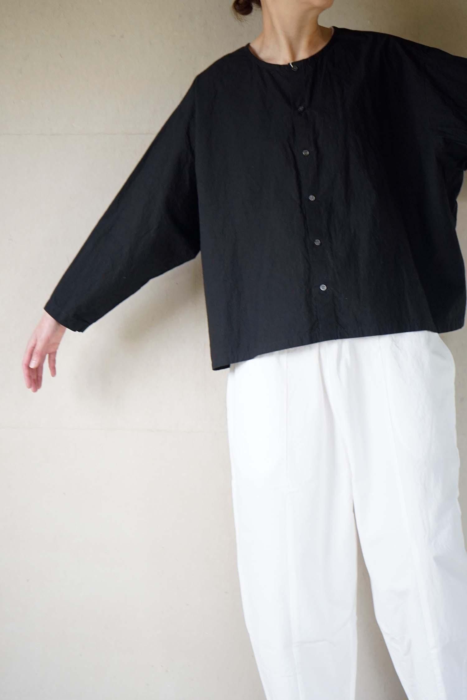 SMOCK BLOUSE<br>BLACK<br>