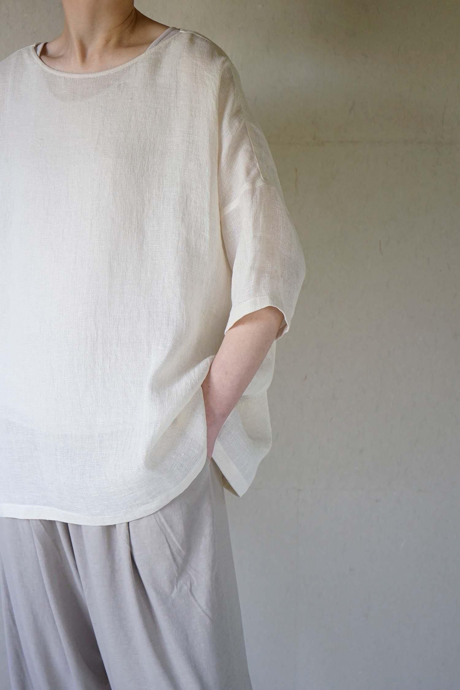 linen pullover<br>antique white<br>